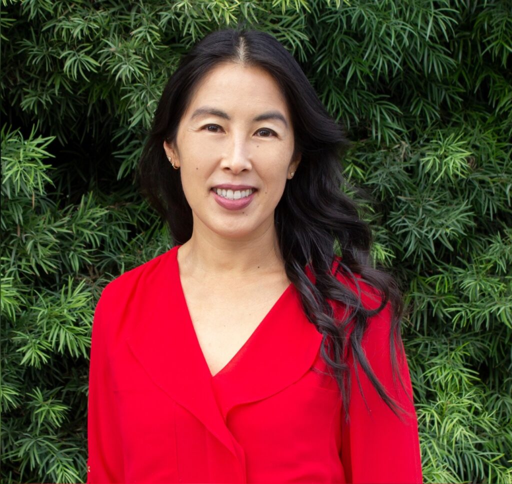 MPA online alum Priscilla Hung learned to understand social issues from an economic lens.